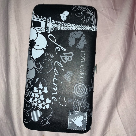 Wallet - Picture 2 of 4